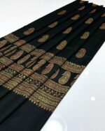 Elegant Handcrafted Pashmina Shawl – Kashmiri Embroidery with Block Print, 2.5-Yard Length, Premium Quality - Image 6