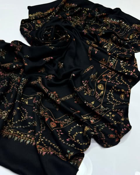 469366706_1146171840853375_8390604173335235129_n Pashmina Kashmiri Embroidery Shawl – Handcrafted Embroidery with Block Print, 2.5-Yard Premium Quality Wrap - Image 8