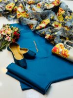 Party wear | 5 Pieces | Kataan Plain Shirt & Trouser | Organza Printed Dupatta | Matching Khussa & Clutch - Image 7